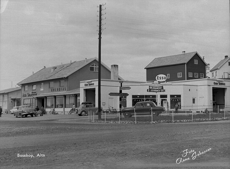 Gas station in Bossekop.